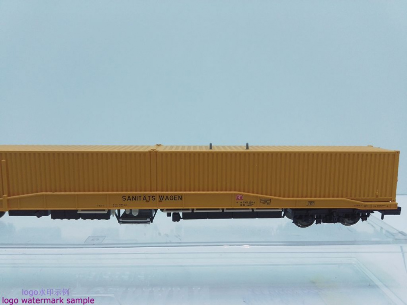 Minitrix N DC 11444.002 1x Sanitätswg aus Start Set "Tunnelrettung"  / Rtz / NEM / DB