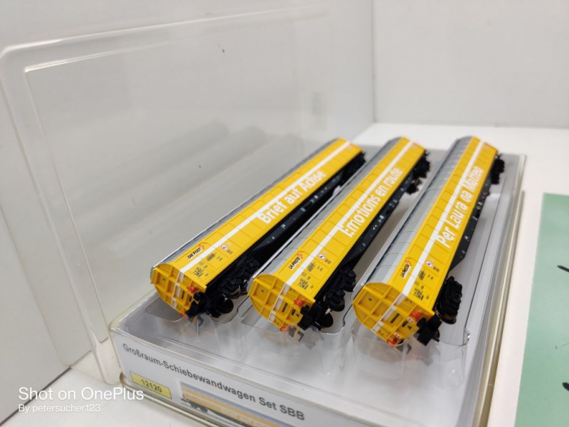 Minitrix N DC 15874 Großraum-Schiebewandwg-Set "POST" / Habbiillnss SBB NEM / OVP