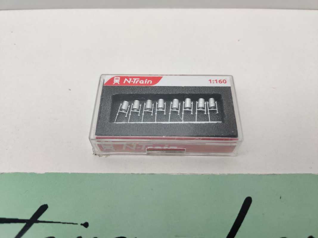 N-Train N 211015 Abfalleimer Metall silbern 8 Stck / unbenutzt / 1:160 / OVP