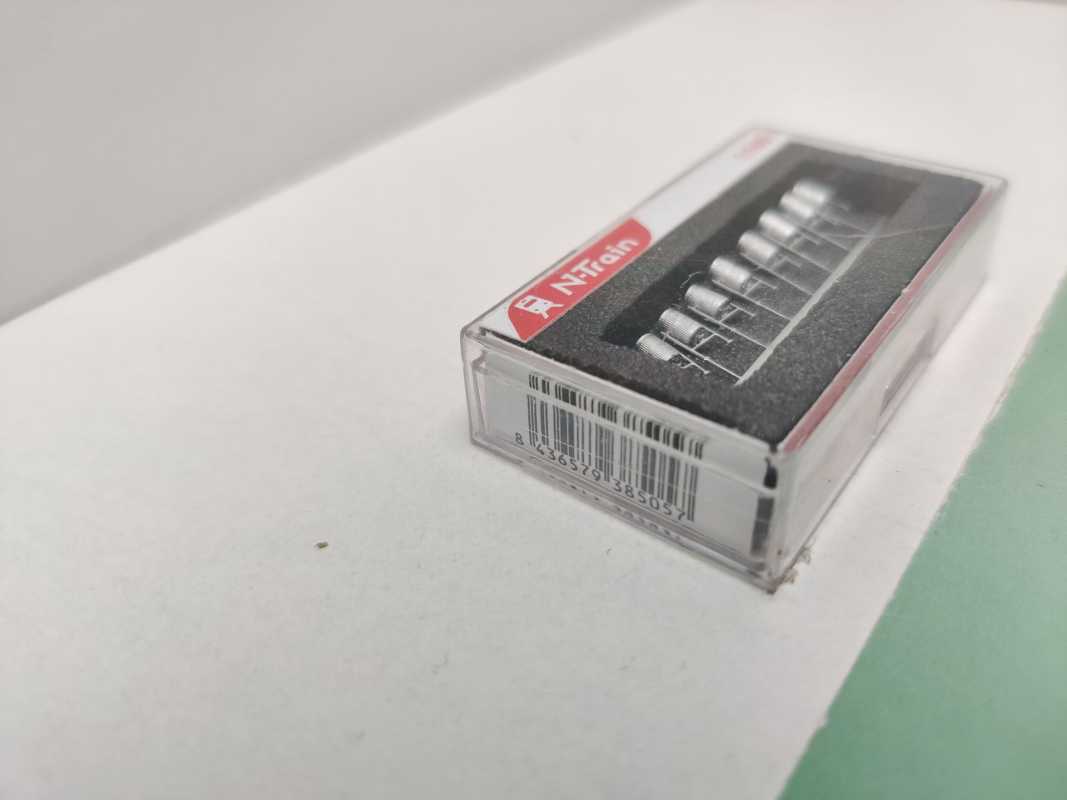 N-Train N 211015 Abfalleimer Metall silbern 8 Stck / unbenutzt / 1:160 / OVP