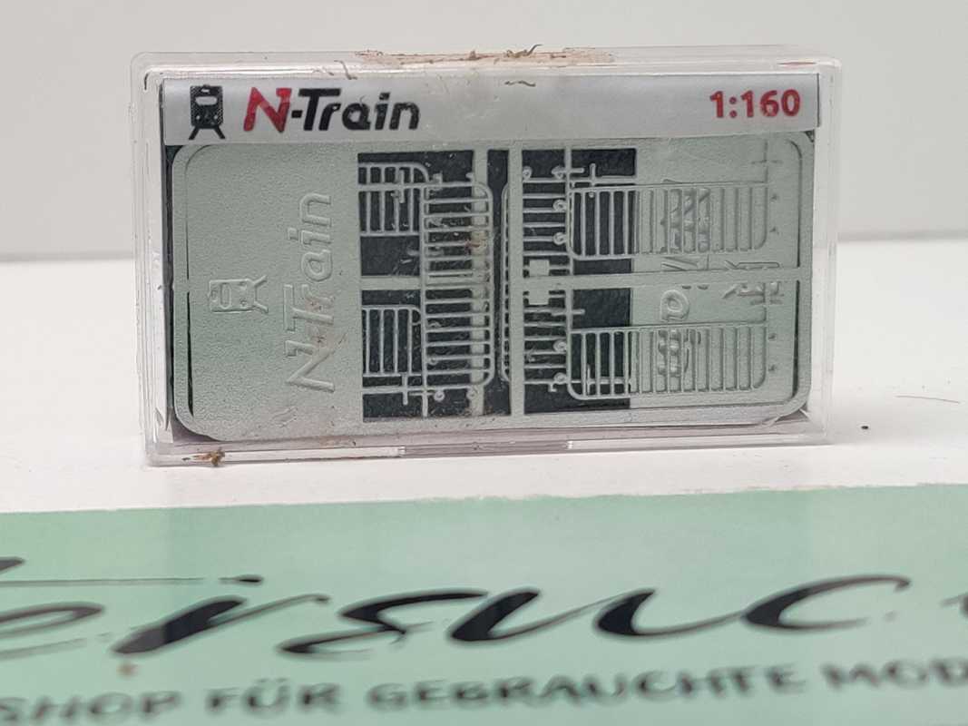 N-Train N 212.16 6x Straßenabsperrgitter Messing geätzt / unbenutzt / 1:160 / OVP