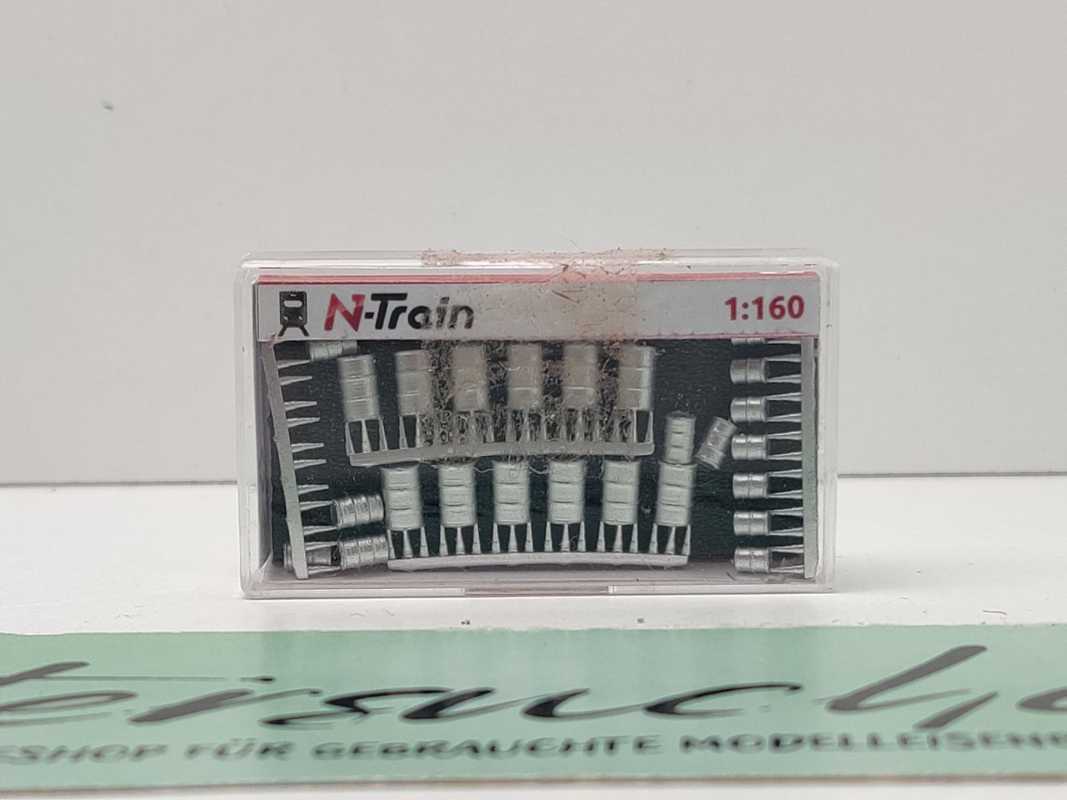 N-Train N 212.26 Metallfässer silbern 26 Stck / unbenutzt / 1:160 / OVP
