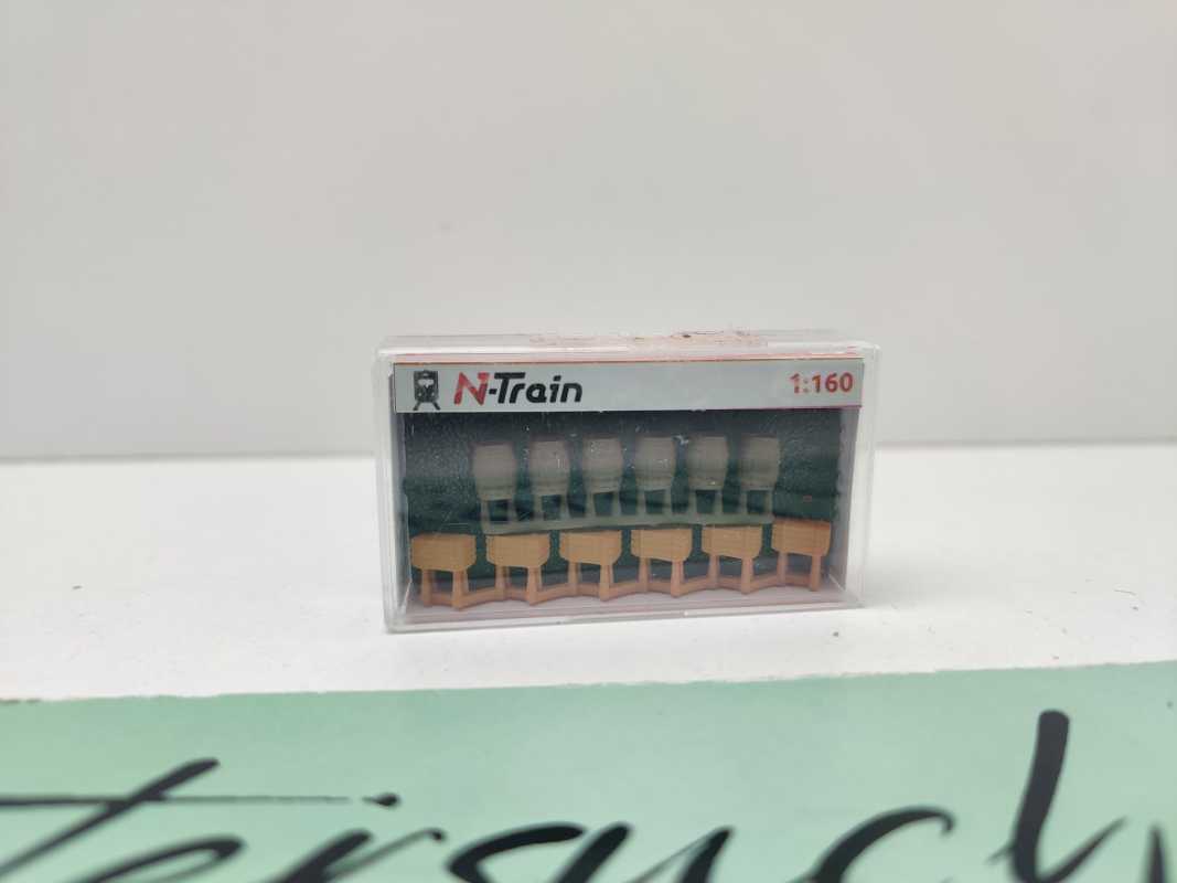 N-Train N 212.42 6 Holzkisten + 6 Holzfässer / unbenutzt / 1:160 / OVP