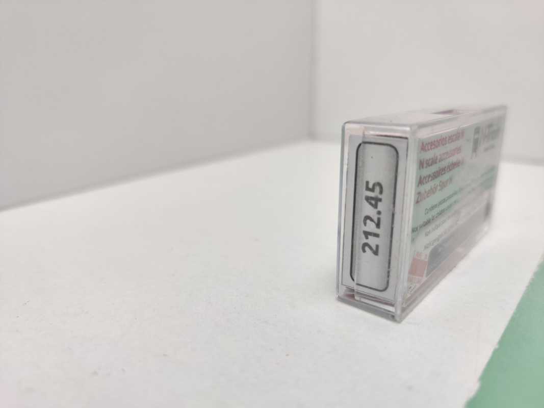 N-Train N 212.45 6 Bierfässer 6 Bierträger / unbenutzt / 1:160 / OVP