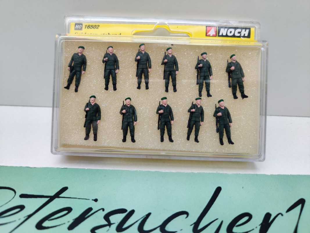 Noch H0 16502 Figuren-Set "Soldaten, stehend" / 11 Figurinen / OVP