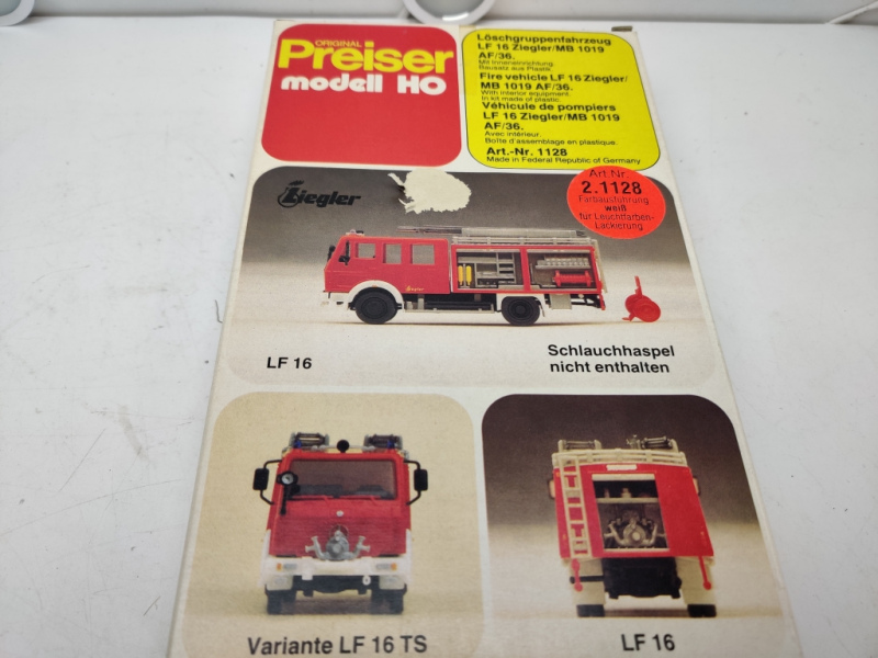 Preiser H0 / 1:87 / 1128 Löschgruppenfahrzeug LF 16 Ziegler / Feuerwehr / Bausatz / OVP