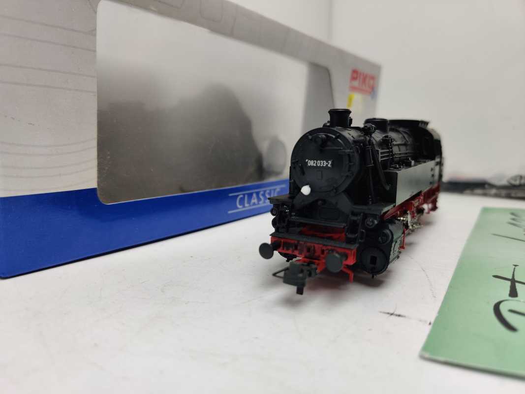 PIKO H0 DC 50041-4 / schwere Neubau-Tenderlokomotive / BR82  033-2 / DB / ANALOG / DSS / OVP
