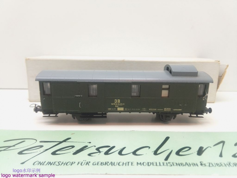Piko H0 DC Gepäckwagen 50 50 93-26 215-0 / Daai / DR