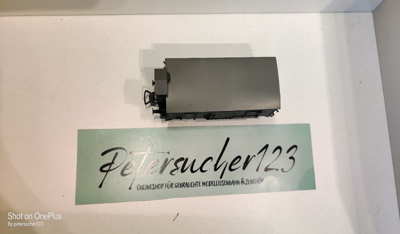 Piko H0 AC Flachdach Güterwagen grau m Brmshs / 151093 Kdl / P.K.P.