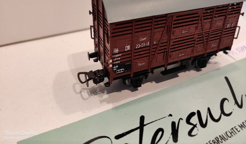 Piko H0 AC 5/128-01 Viehtransportwagen / 23-01-18 / DR