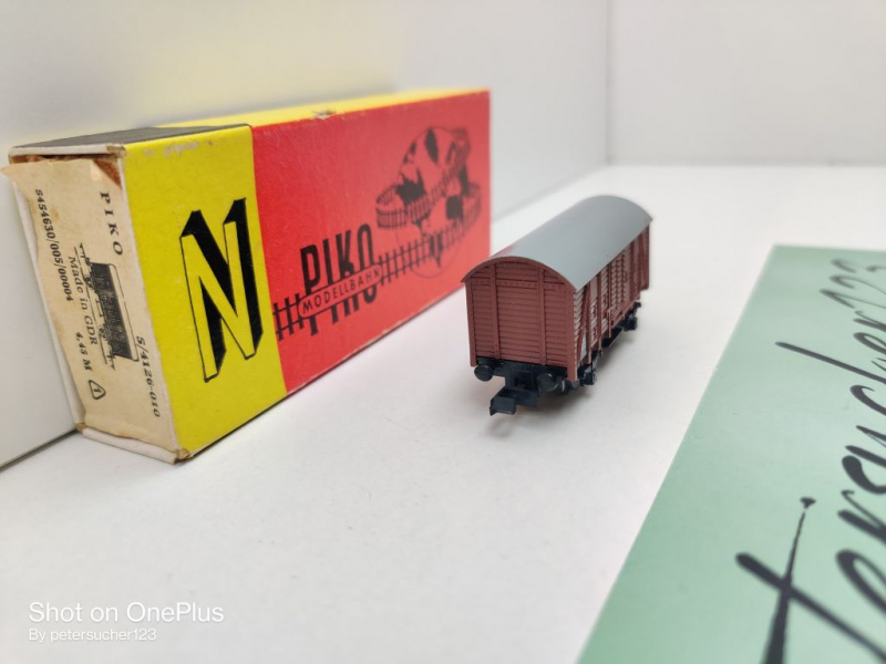Piko N DC 5/4126-010 gedeckter Güterwagen / DB / OVP