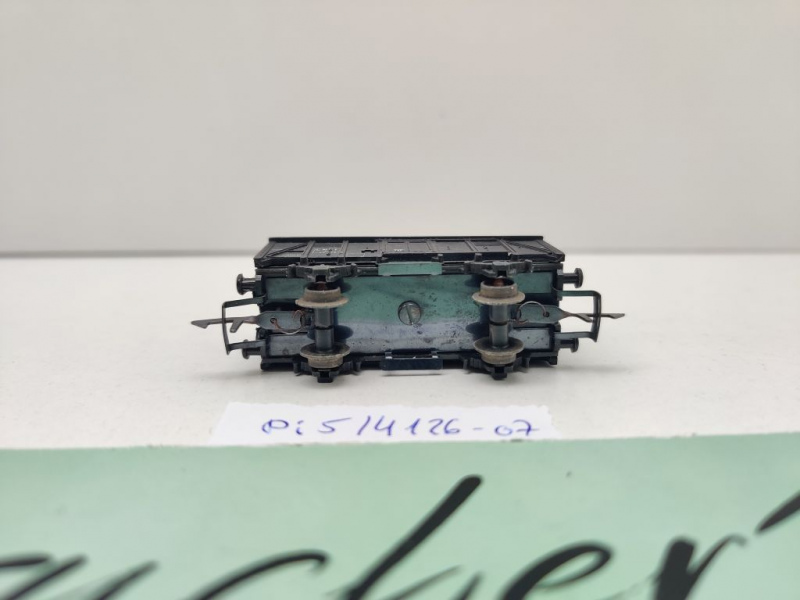 Piko N DC 5/4126-07 gedeckter Güterwagen Kr / SNCF