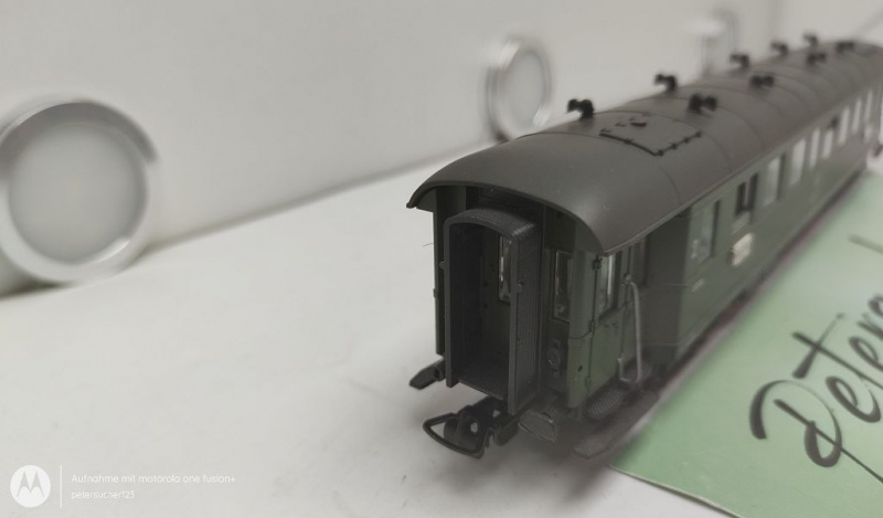 Roco H0 AC 44550 Eilzugwagen / 2.Kl / NEM / DB