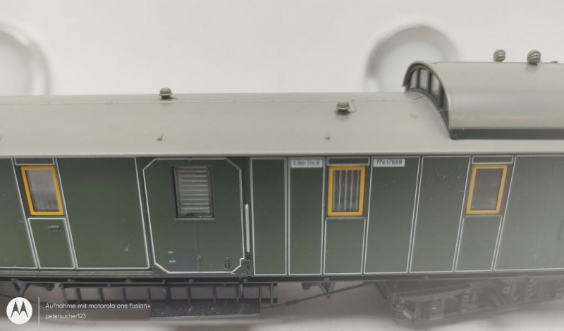 Roco H0 DC 45583 Schnellzug Gepäckwagen / Pw4üBay09 / NEM / K.Bay.Sts.B.