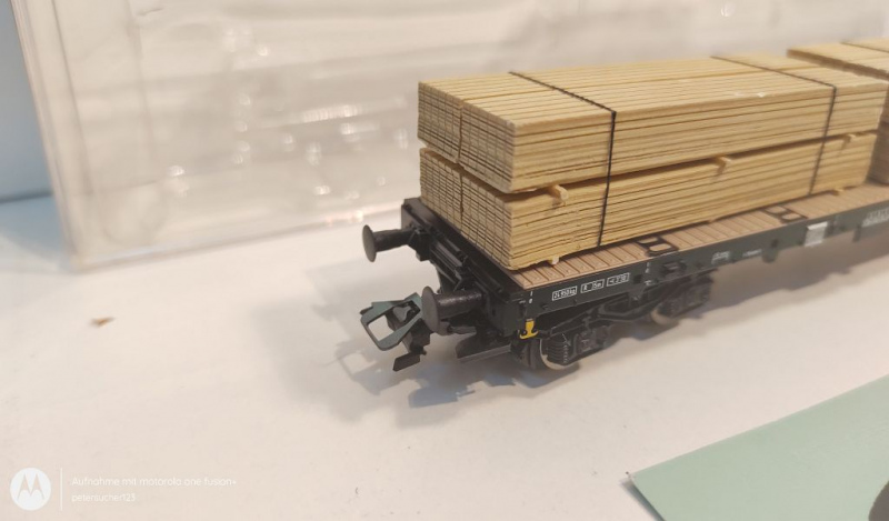 Roco H0 AC 76773 Rungenwagen mit Holzstapeln / K / DB / OVP