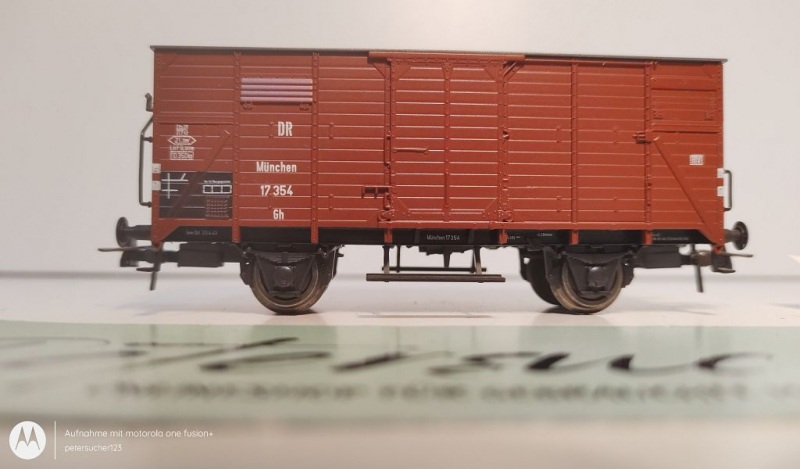 Roco H0 DC 844 gedeckter Güterwagen, Pulverwagen / braun / K / DRG