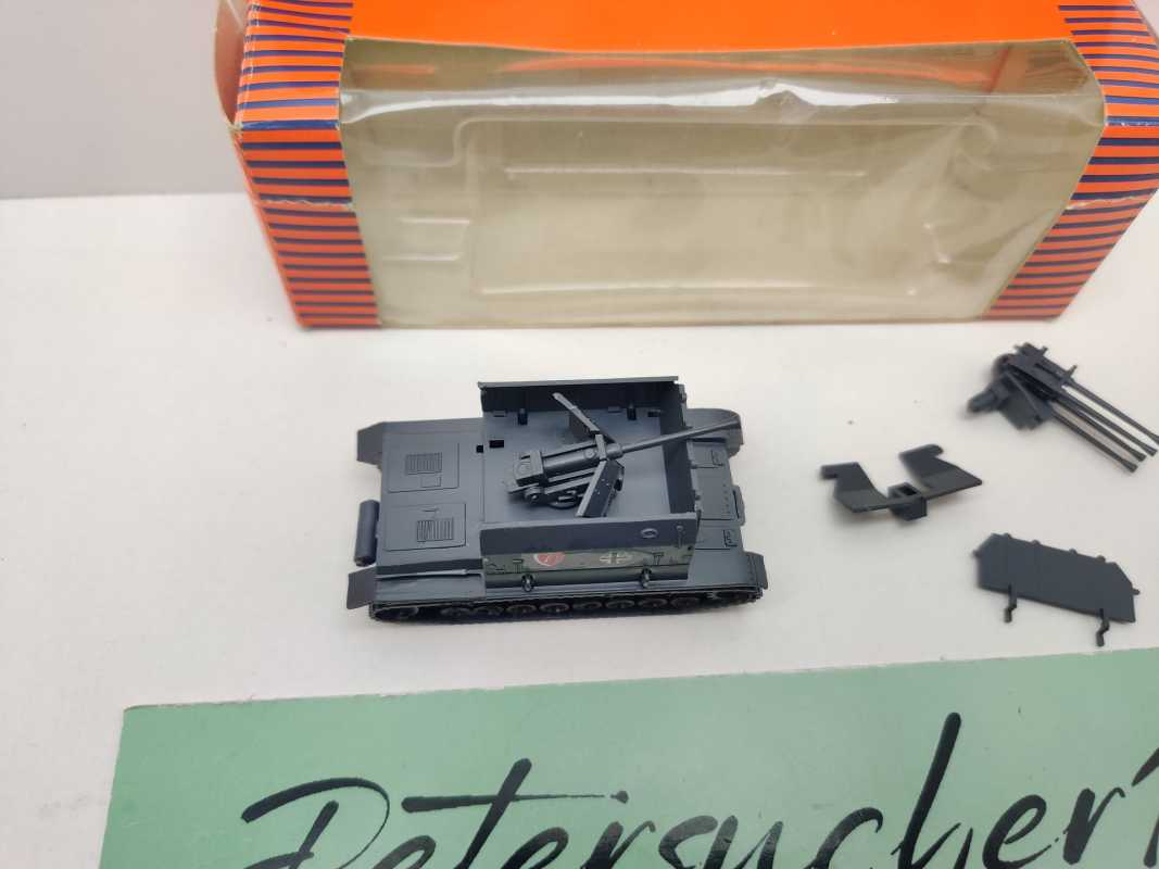 Roco Minitanks H0 111 Flak Panzer Pz4 EDW / 1:87 / OVP rot