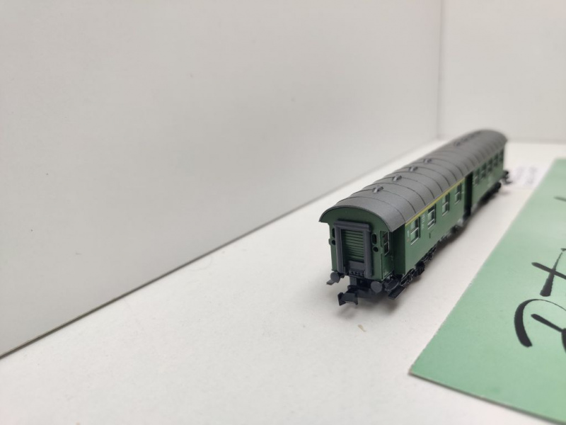 Roco N DC 24208 Eilzugwagen 1./2.Kl "Umbauwagen" / AByg504 / DB