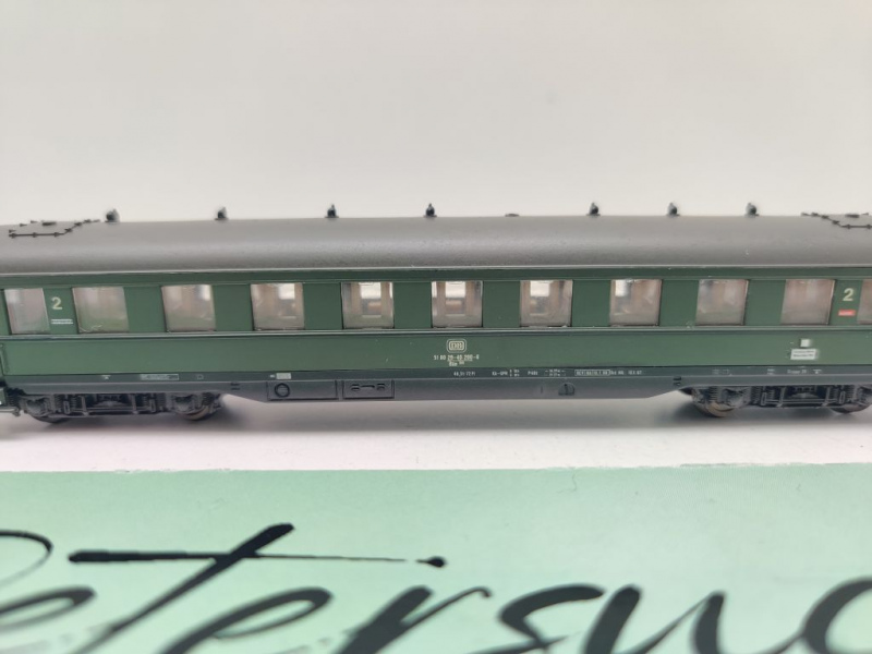 Roco N DC 24229 ex 2264A Schnellzugwagen 2.Kl "Schürzenwagen" / Büe336 / DB