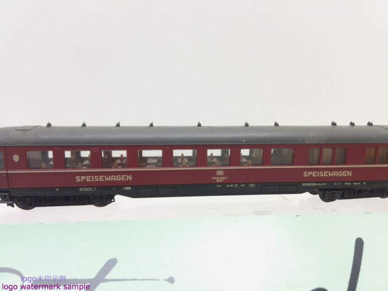 Roco N DC 24238 Schnellzug-Speisewagen 'Schürzenwagen' / WRüg152 / DSG