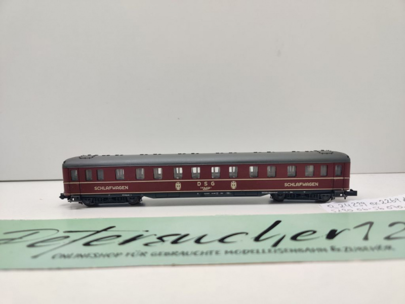 Roco N DC 24239 ex 2269A Schnellzug-Schlafwagen "Schürzenwagen" / WLAü(e)22 / DSG