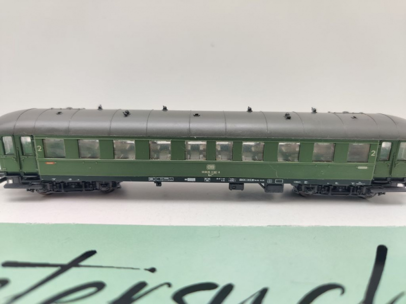 Roco N DC 24250 ex 2274A Eilzugwagen 2.Kl / Bye 667 / DB