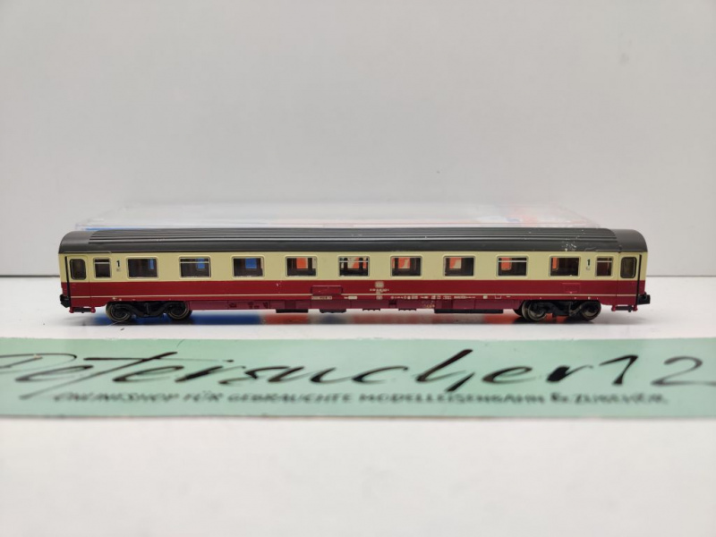 Roco N DC 24302 K IC-Abteilwagen 1. Kl / Avmz207 / DB / OVP
