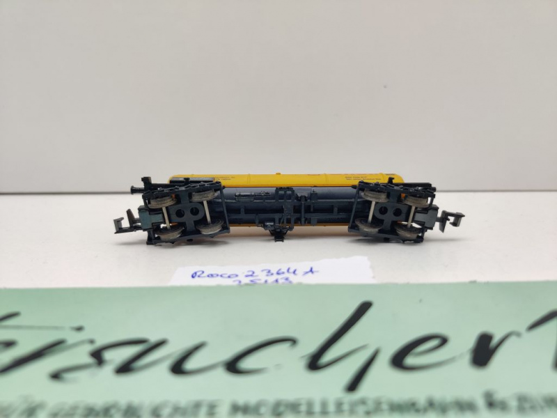 Roco N DC 25113 Drehgestell-Kesselwagen "Shell" / Za / DB