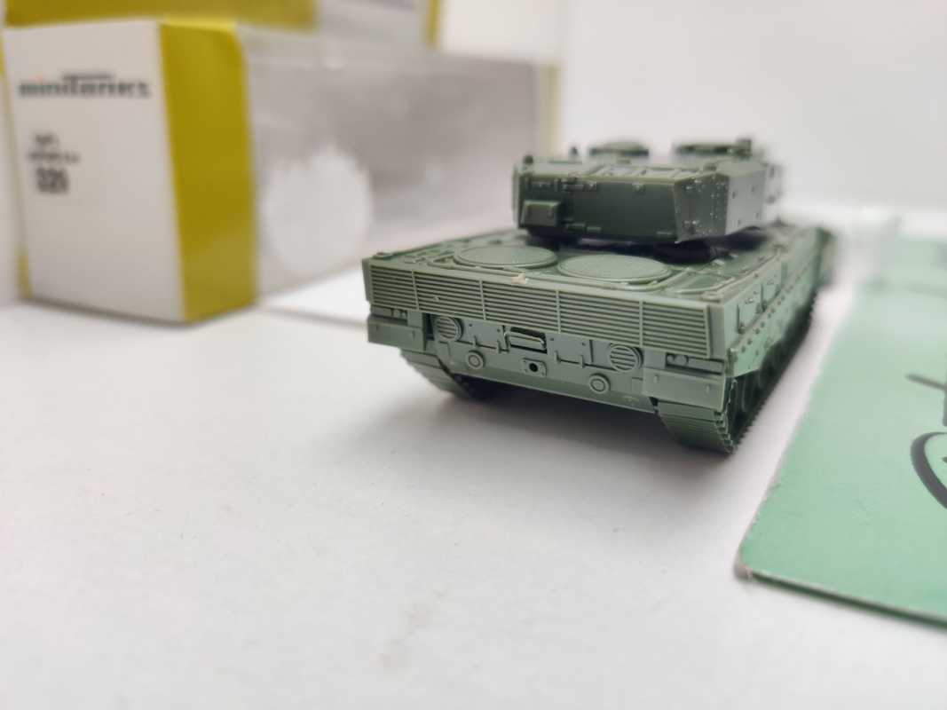 Roco Minitanks H0 329 Kpf Panzer "Leopard" 2 A4  / 1:87 / OVP
