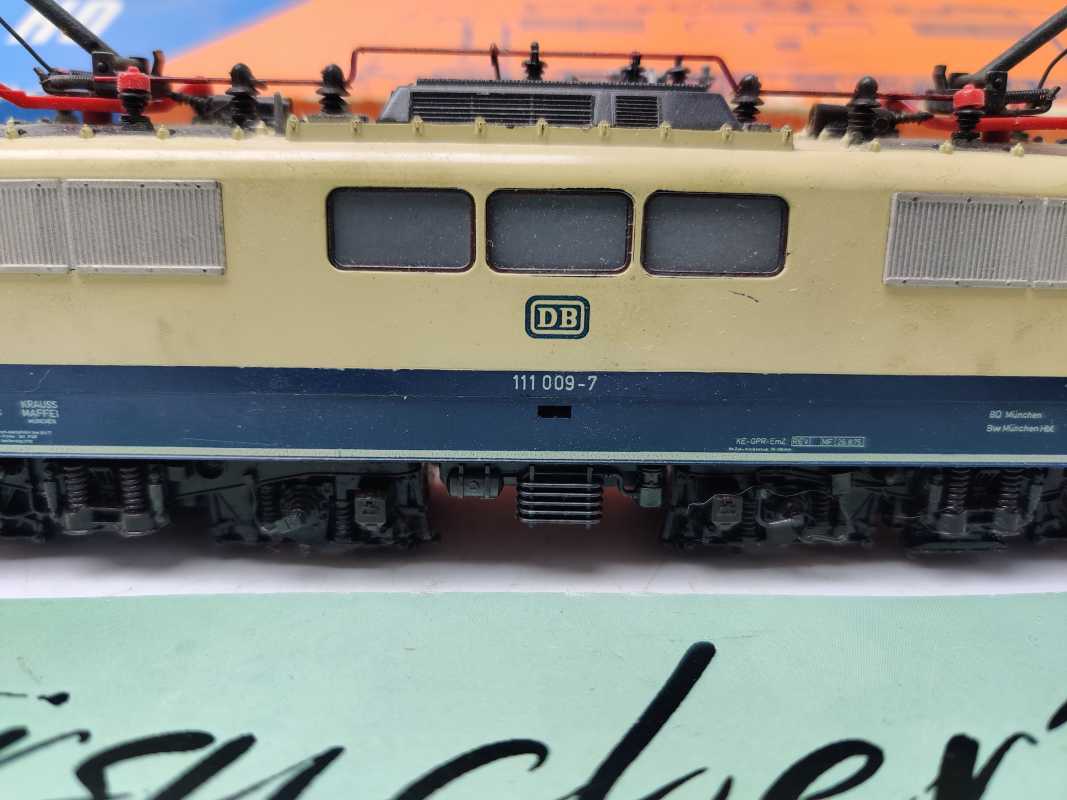 Roco H0 DC 4133 / Elektrolokomotive / BR 111 / DB / Analog / OVP