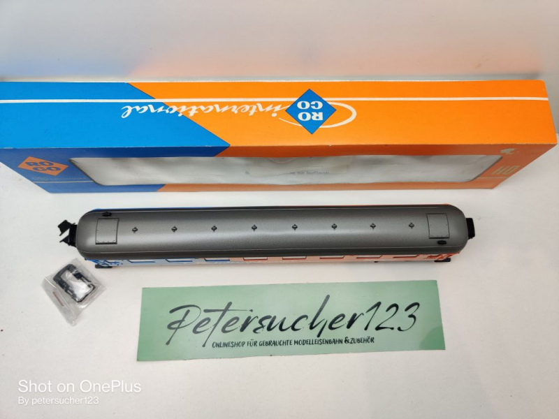 Roco H0 DC 4218B Schnellzugwagen / 1.Kl / NEM / NS / OVP