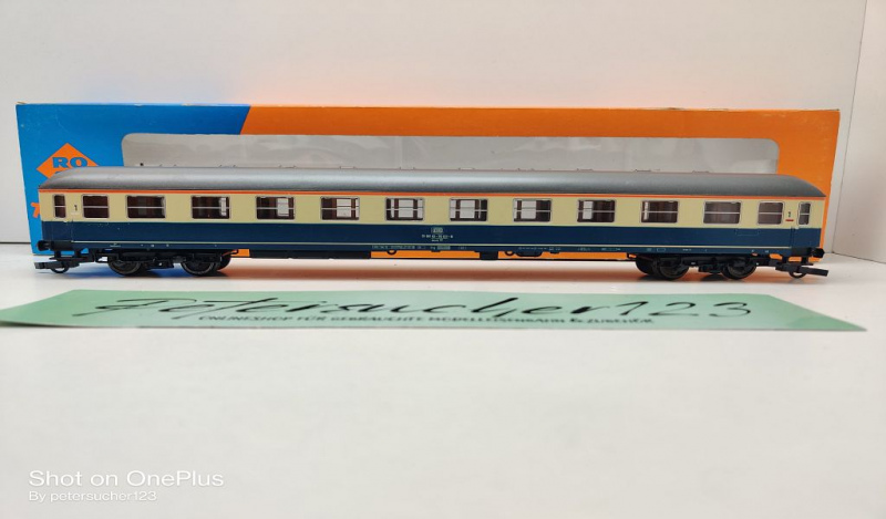 Roco H0 AC 4257A Reisezug-/Schnellzugwagen 1.Kl / Aüm 203 / NEM / DB / EVP