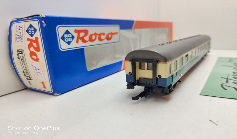 Roco H0 AC 4288S Reisezug-/Schnellzugwagen 1./2.Kl / ABüm 225 / NEM / DB / EVP