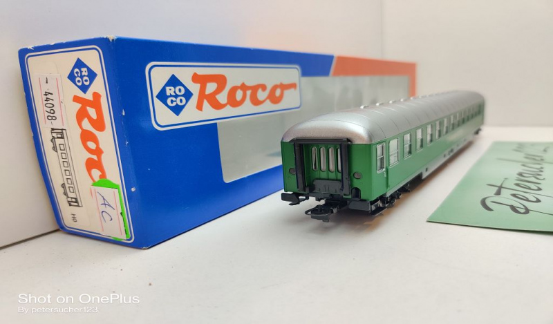 Roco H0 AC 44098 1x Schnellzugwagen aus Set / Bcüm 251 / NEM / DB / EVP