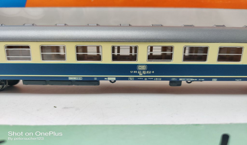 Roco H0 AC 44390 Schnellzugwagen Abteilwagen / 2.Kl / Bm235 / NEM / OVP