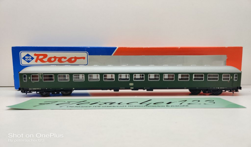 Roco H0 AC 44740 Schnellzug Abteilwagen 2.Kl / B4üm / NEM / DB / EVP