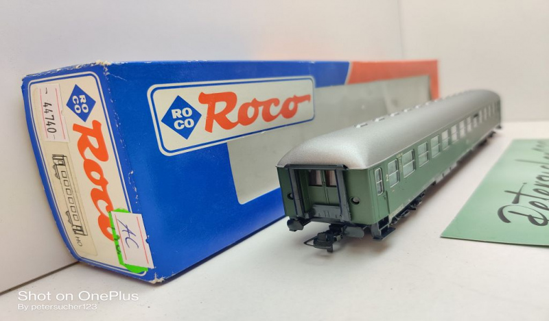Roco H0 AC 44740 Schnellzug Abteilwagen 2.Kl / B4üm / NEM / DB / EVP