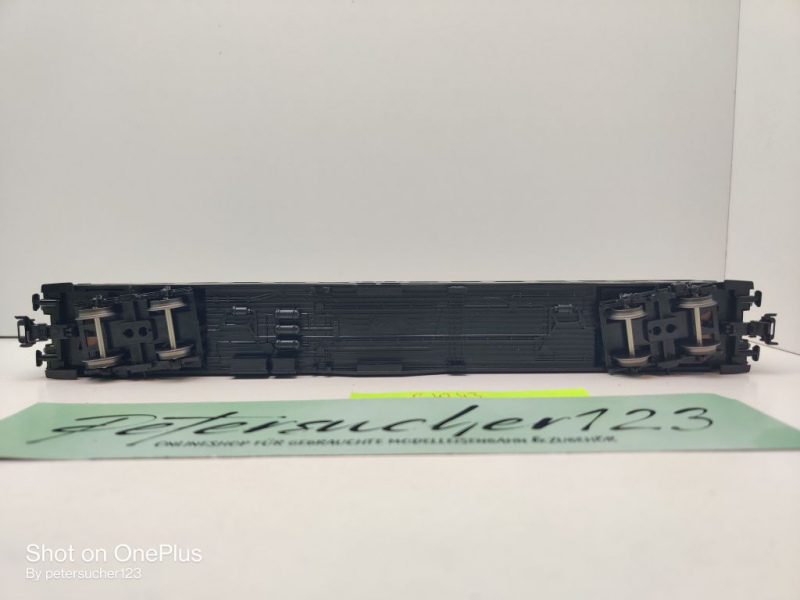 Roco H0 AC 44930 Mitteleinstiegswagen / 2.Kl / Bym421 / NEM / DB