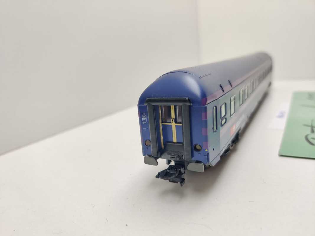 Roco H0 AC 45073 Schlafwagen "Mond und Sterne" WLABmh / NEM / SBB