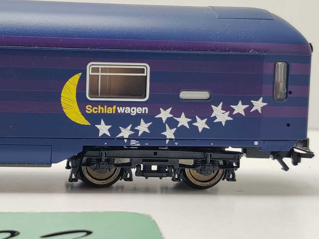 Roco H0 AC 45073 Schlafwagen "Mond und Sterne" WLABmh / NEM / SBB