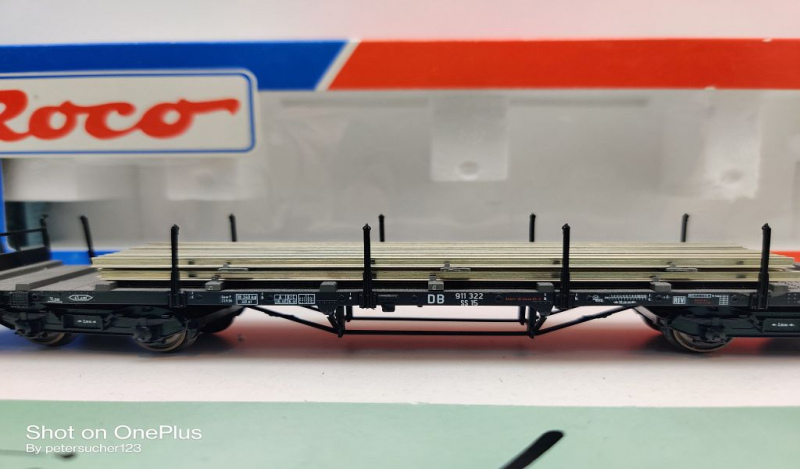 Roco H0 DC 46490 Flachwagen mit Ladung Schienenprofile / Ss 15 / DB / OVP