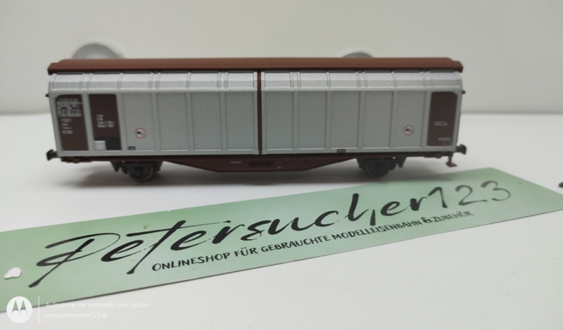 ROCO N DC 46511 Gedeckter Güterwagen Silber / Braun / DR / OVP