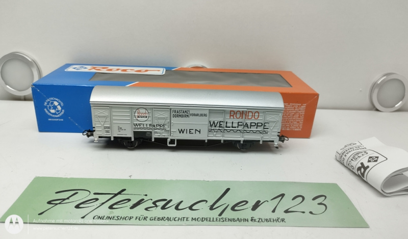 Roco H0 46744   2- Achser Gedeckter Güterwagen / Schiebewandwagen Wellpappe ÖBB / OVP