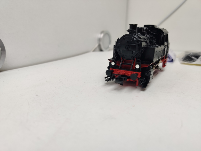 Roco DC H0 BR80 001 / 51161 dreiachsige Tender-Dampflokomotive / DB / Analog / Zusatzteile