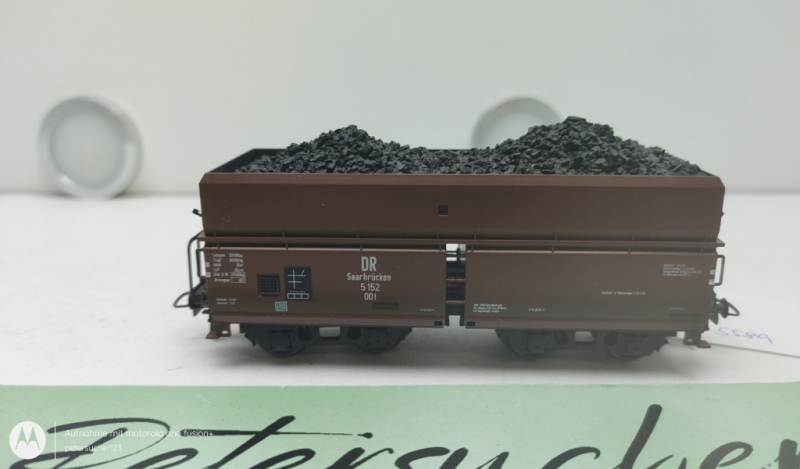 Roco H0 DC 5152 Großraumgüterwagen  / 4-Achser / DR / Braun
