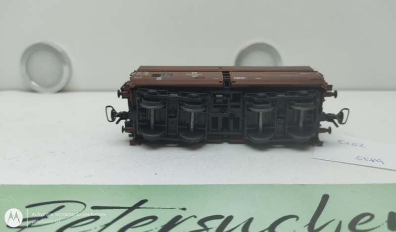 Roco H0 DC 5152 Großraumgüterwagen  / 4-Achser / DR / Braun