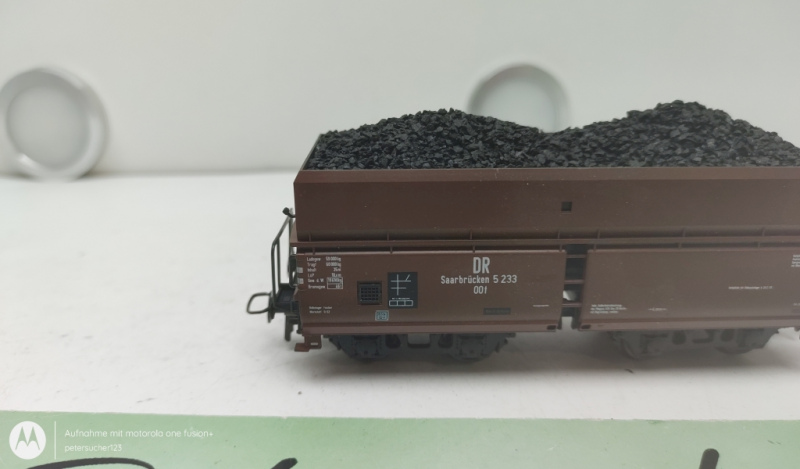 Roco H0 DC 5233 Großraumgüterwagen  / 4-Achser / DR / Braun