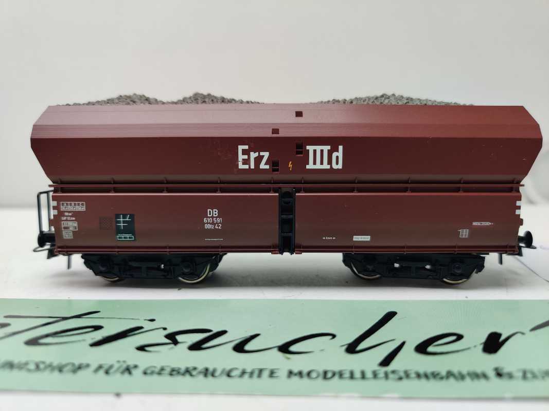 Roco H0 AC 610 591 / vierachsiger Großraum-Selbstentladewagen / NEM / DB / Ladegut Kohle