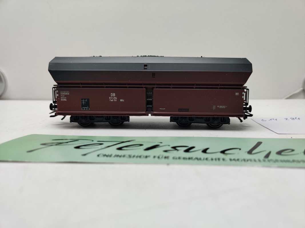 Roco H0 AC 614 284 / vierachsiger Großraum-Selbstentladewagen / NEM / DB / Ladegut Kohle