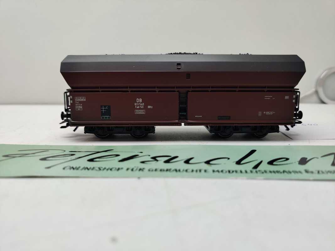 Roco H0 AC 614 540 / vierachsiger Großraum-Selbstentladewagen / NEM / DB / Ladegut Kohle